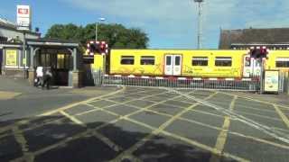 Birkdale Level Crossing [upl. by Ijies399]